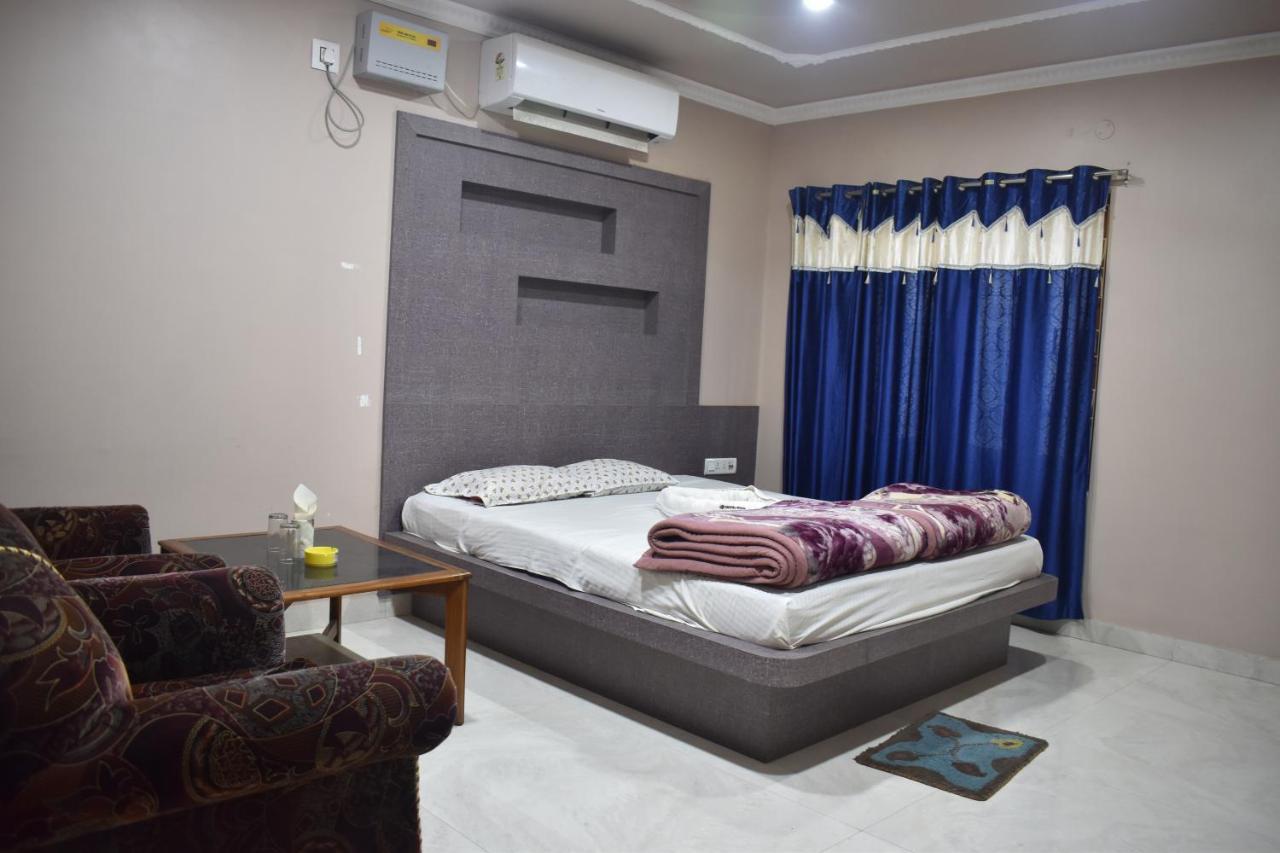 Hotel Suraj Balasore Exterior photo